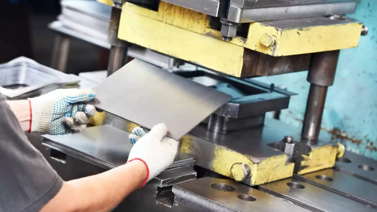 Sheet Metal Hem Types and Thickness